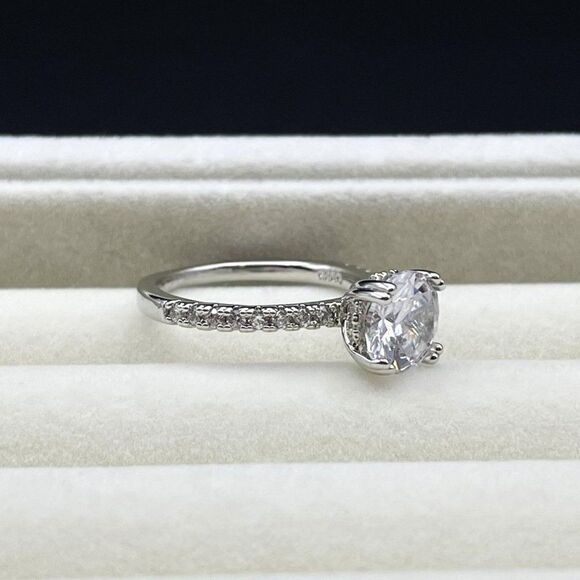 .925 Sterling Silver with Round Cut White Diamond Cubic Zirconia Ring Size 9 - Picture 5 of 12